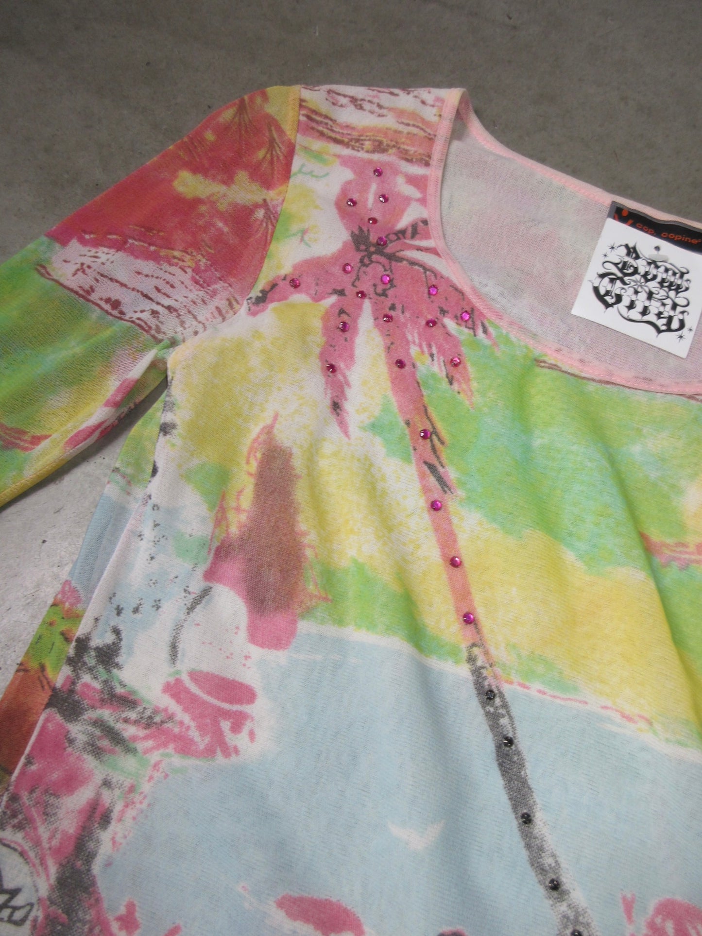 Vintage Design Top