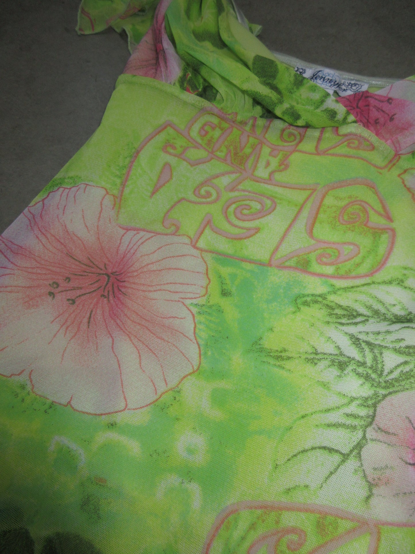 Vintage Design Top