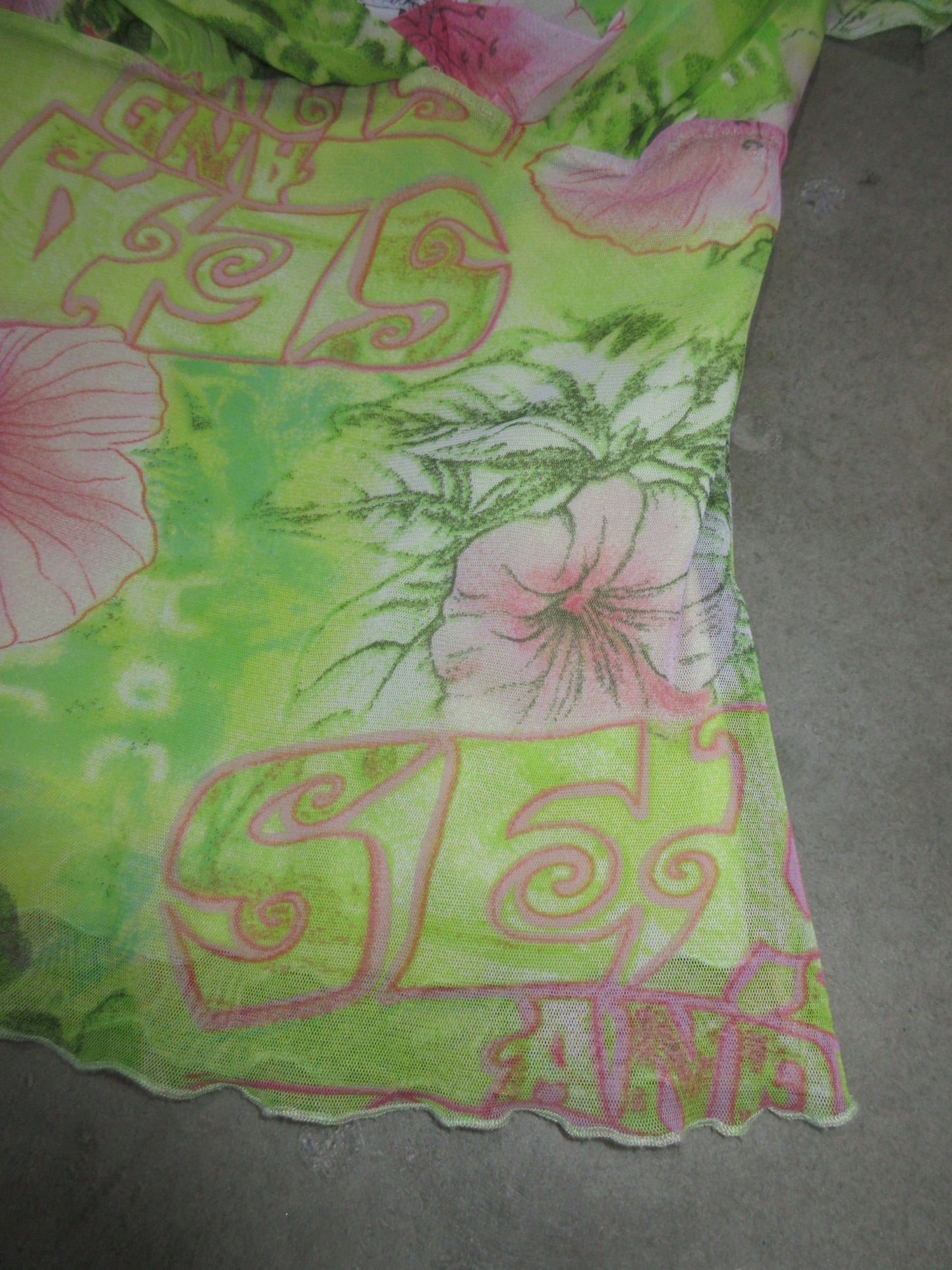 Vintage Design Top