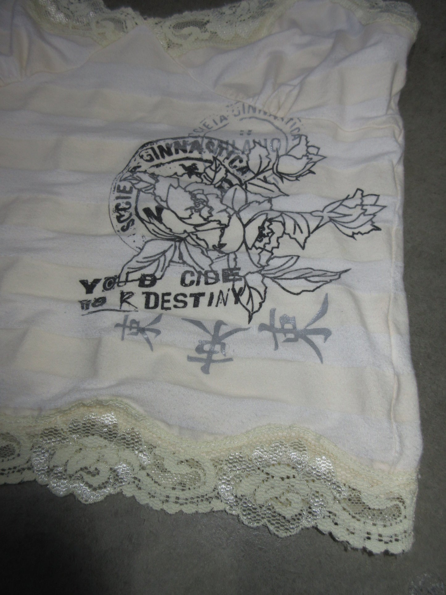 Vintage Design Top