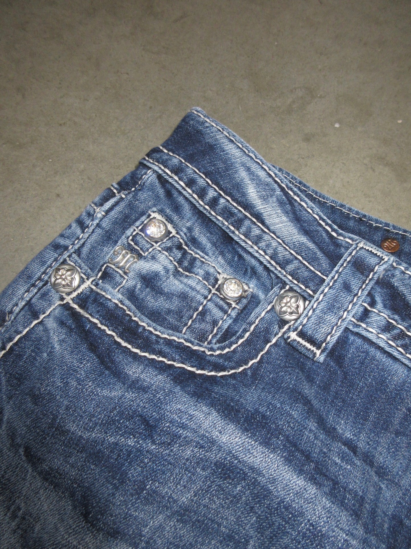 MissMe Vintage Design Capri Pants