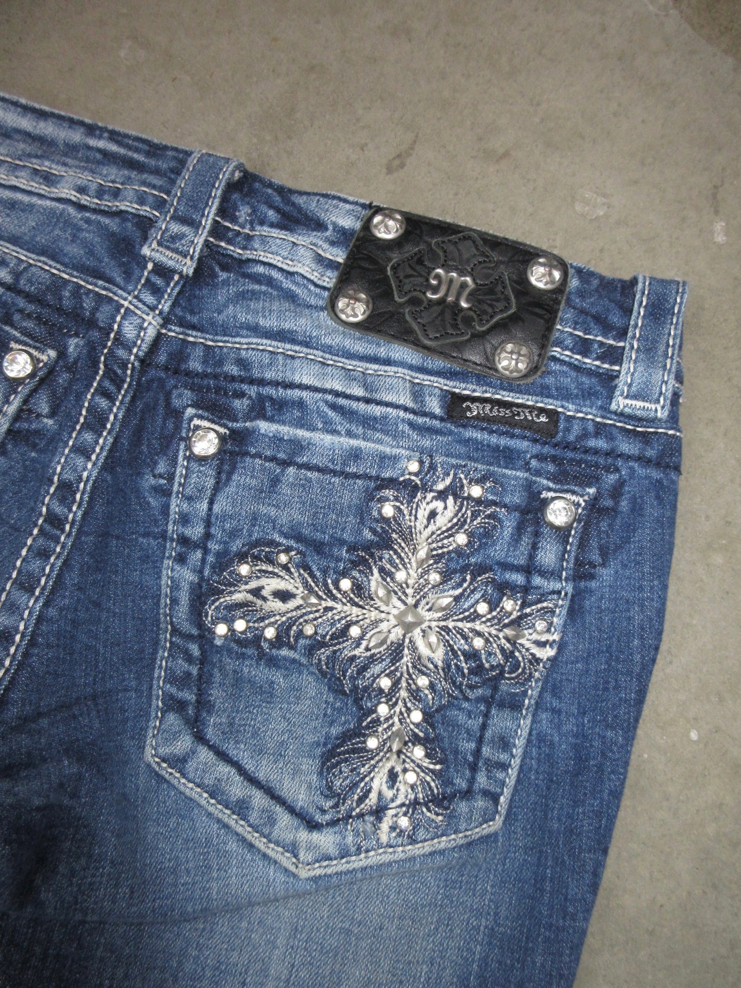 MissMe Vintage Design Capri Pants