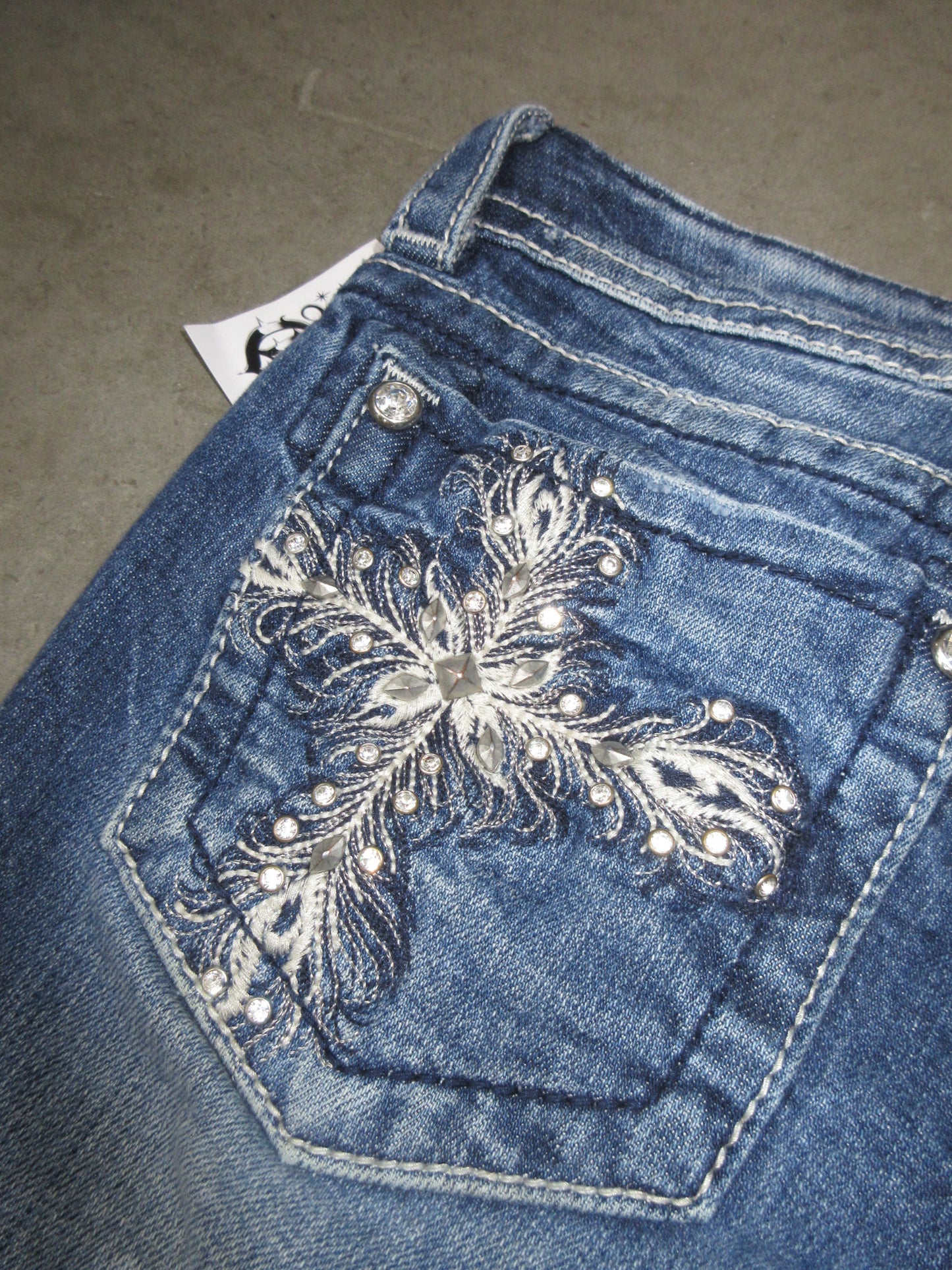MissMe Vintage Design Capri Pants