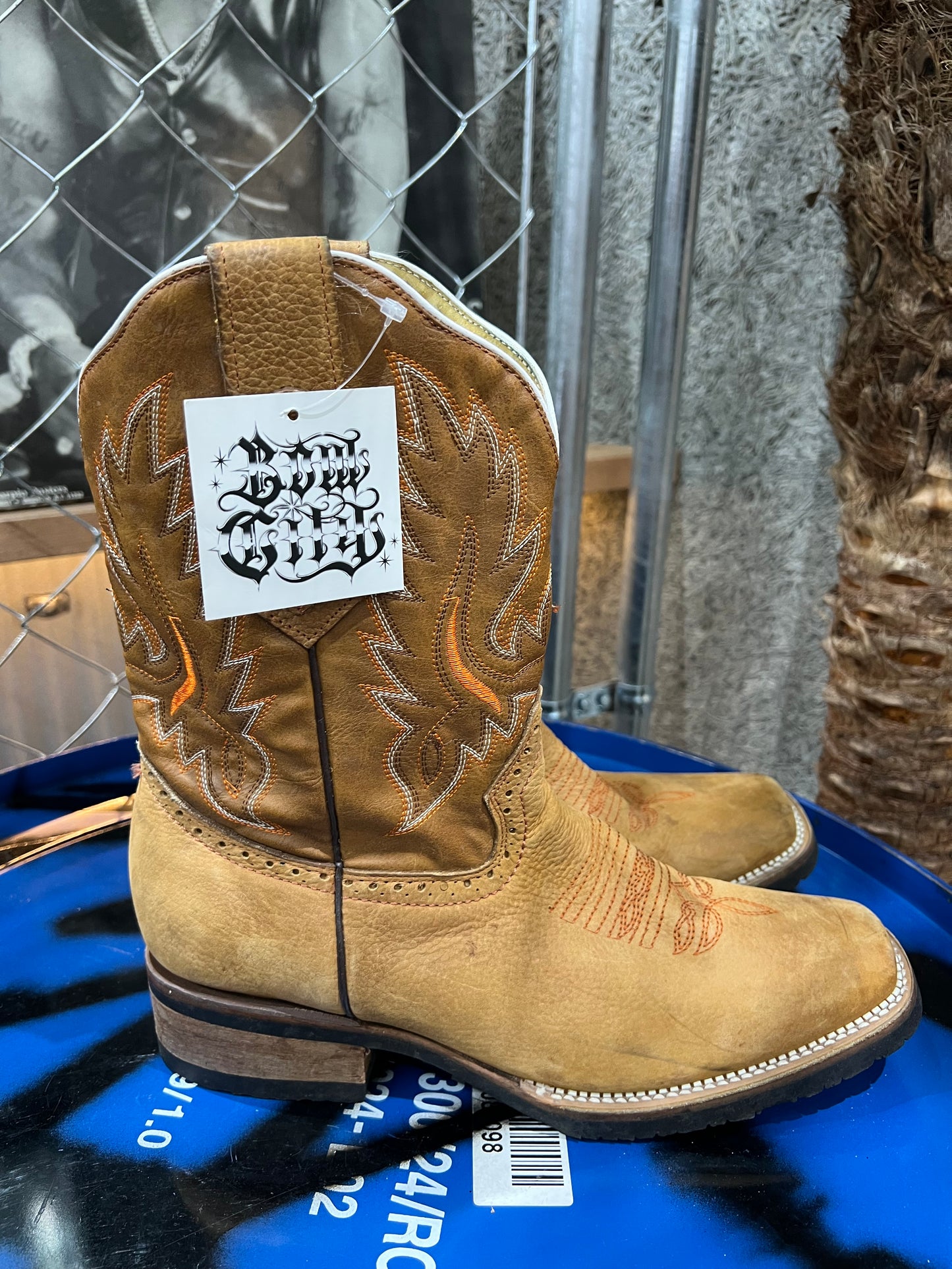 Vintage Design Western Boots
