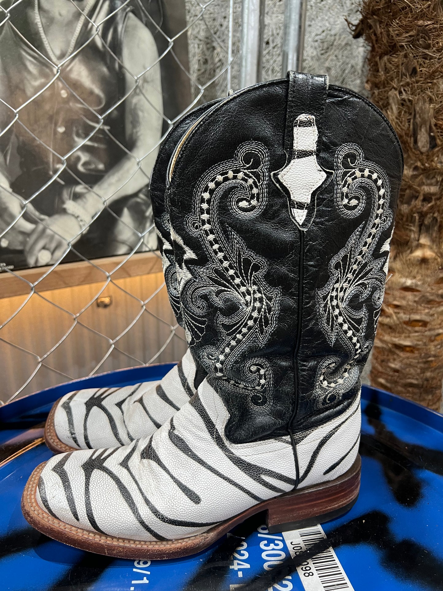 Vintage Design Western Boots
