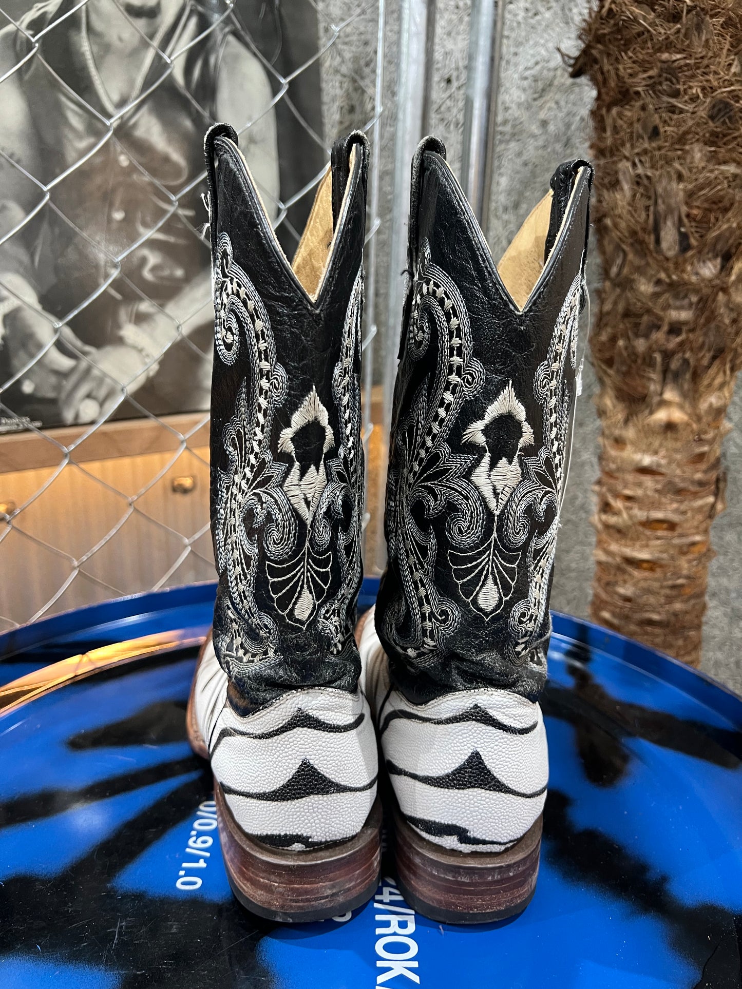 Vintage Design Western Boots