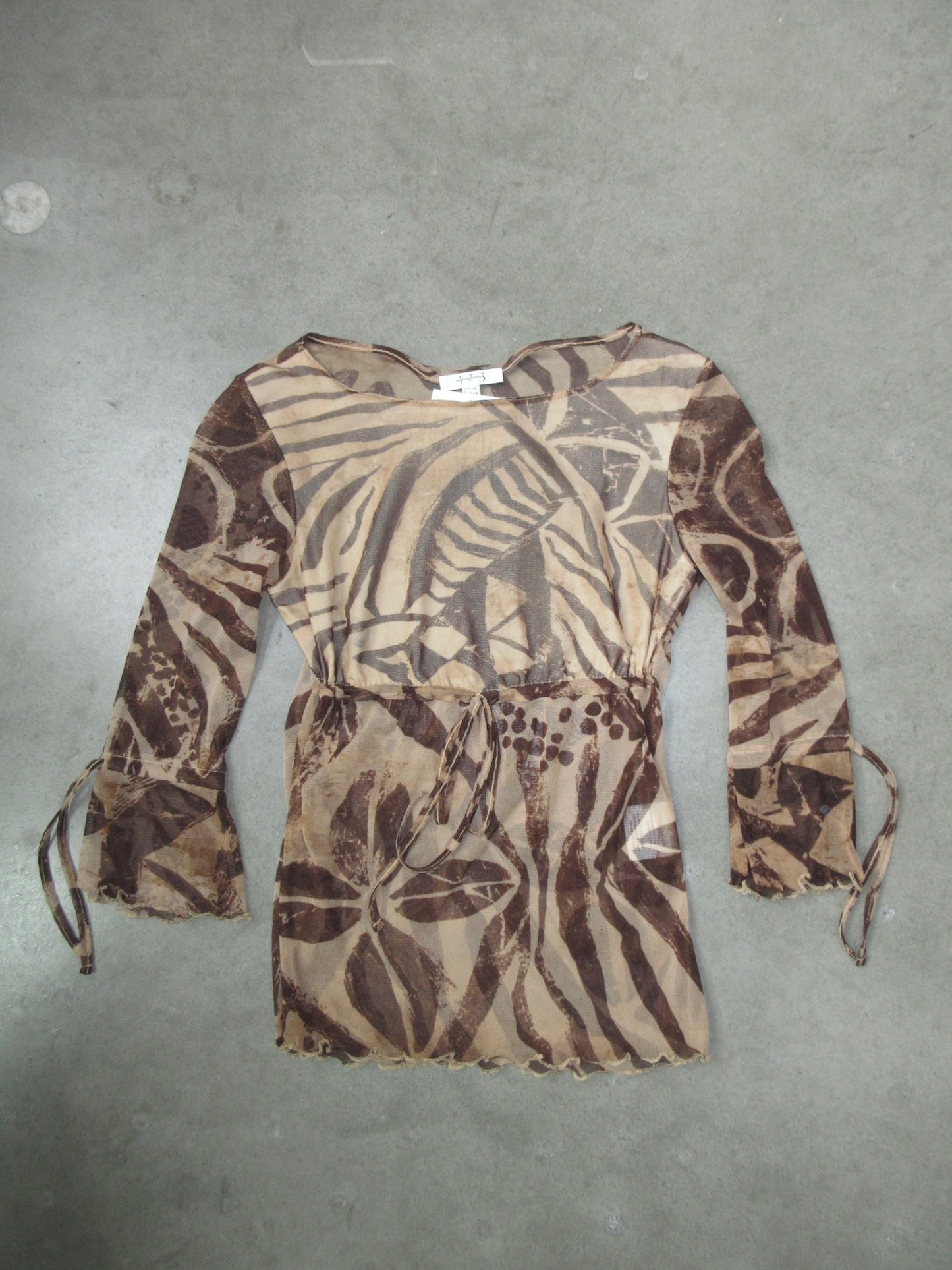 Vintage Design Top