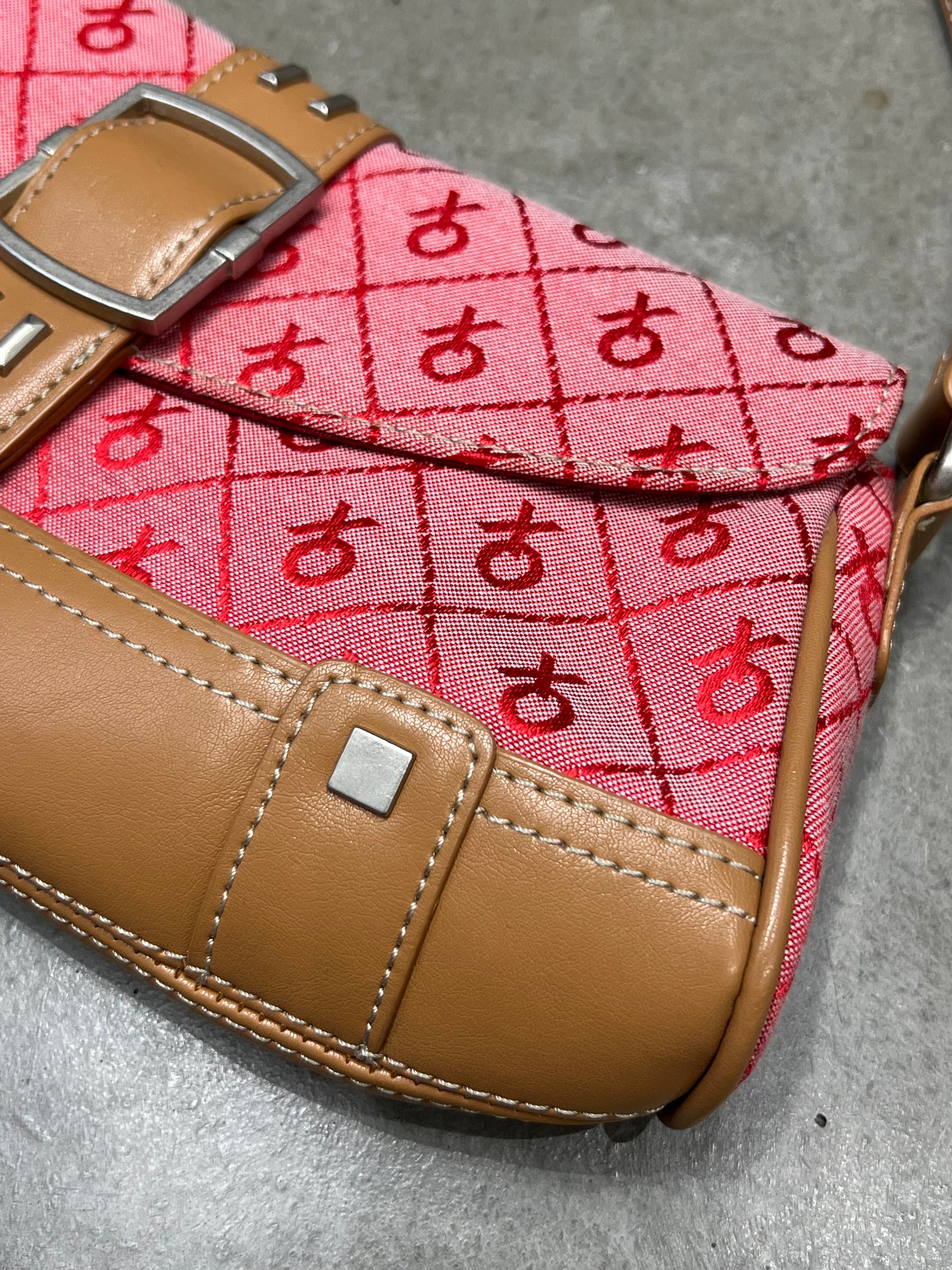 Vintage Design Bag