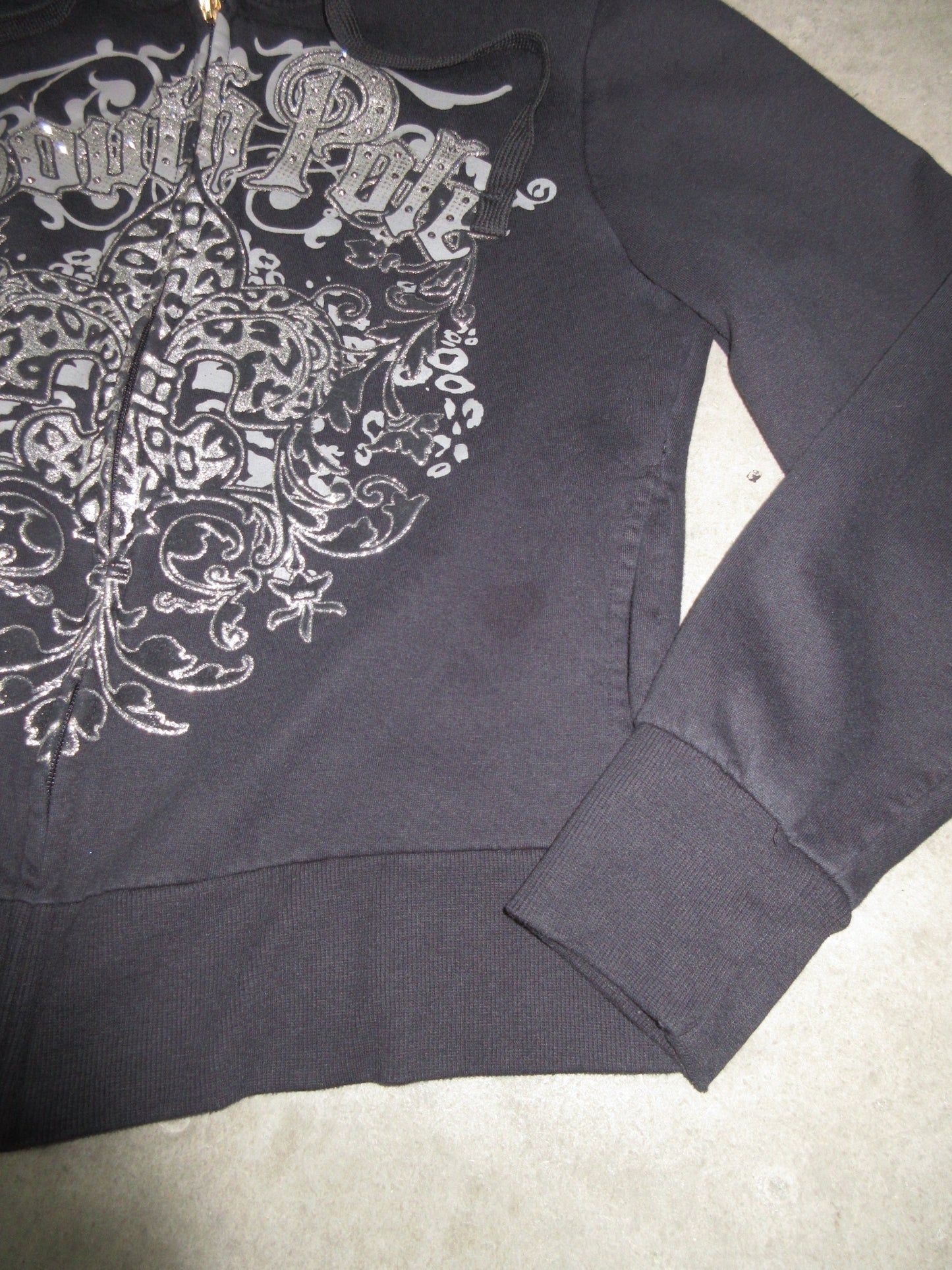 Vintage Design Zip Top