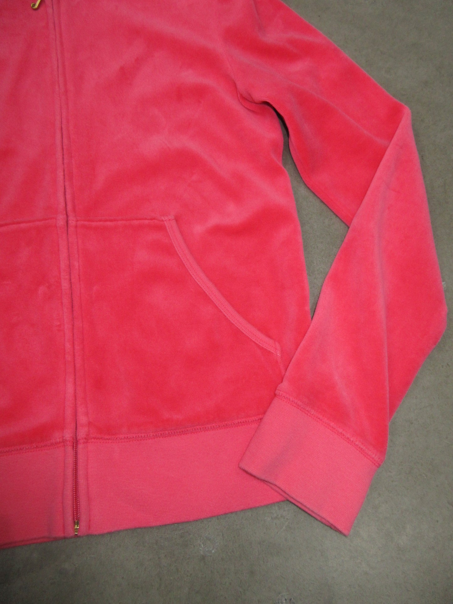 Juicy Couture Vintage Design Zip Top