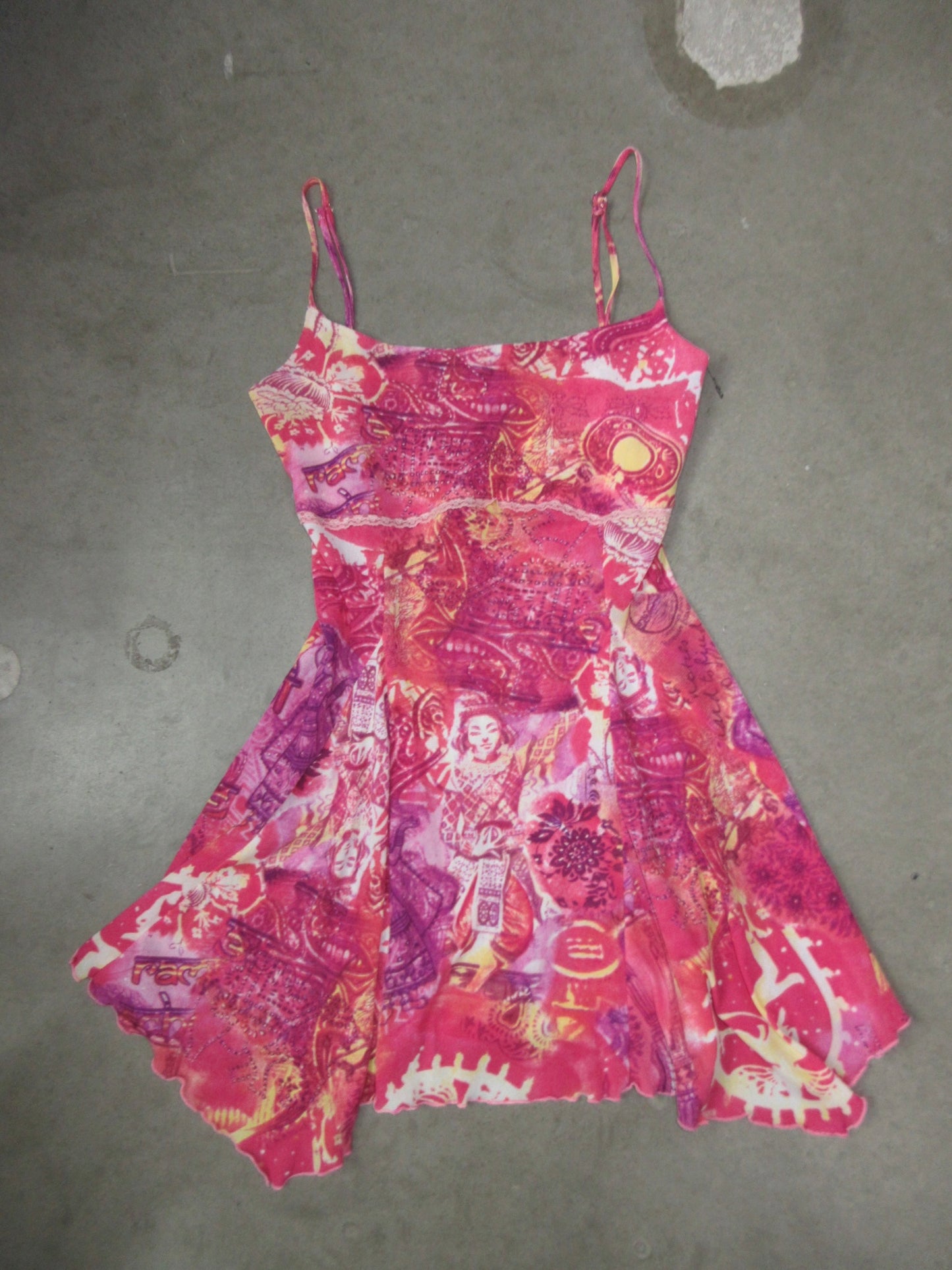Vintage Design Top