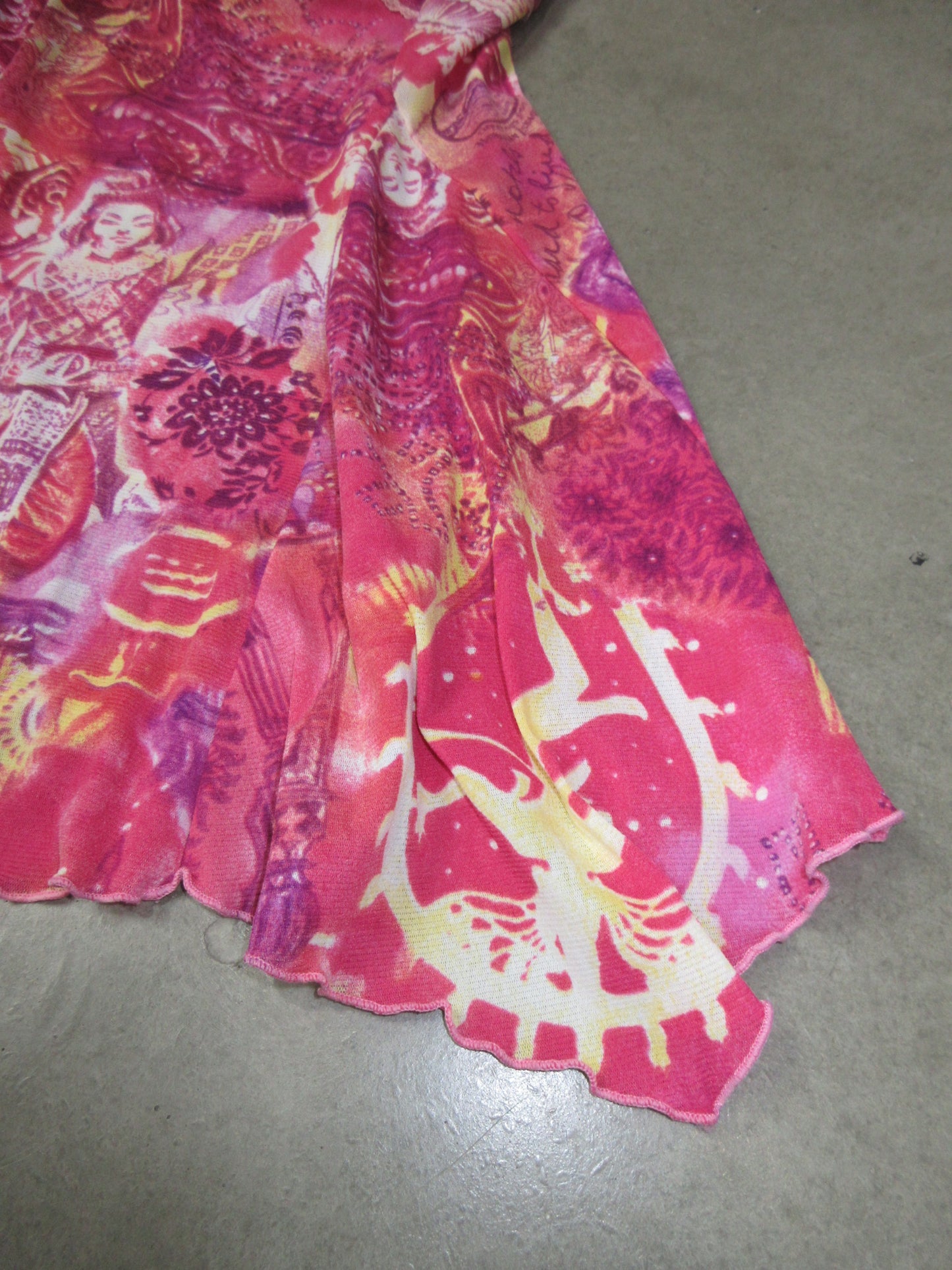 Vintage Design Top