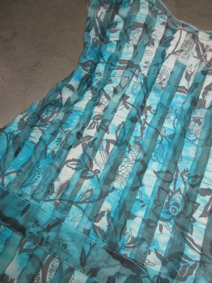Vintage Design Top