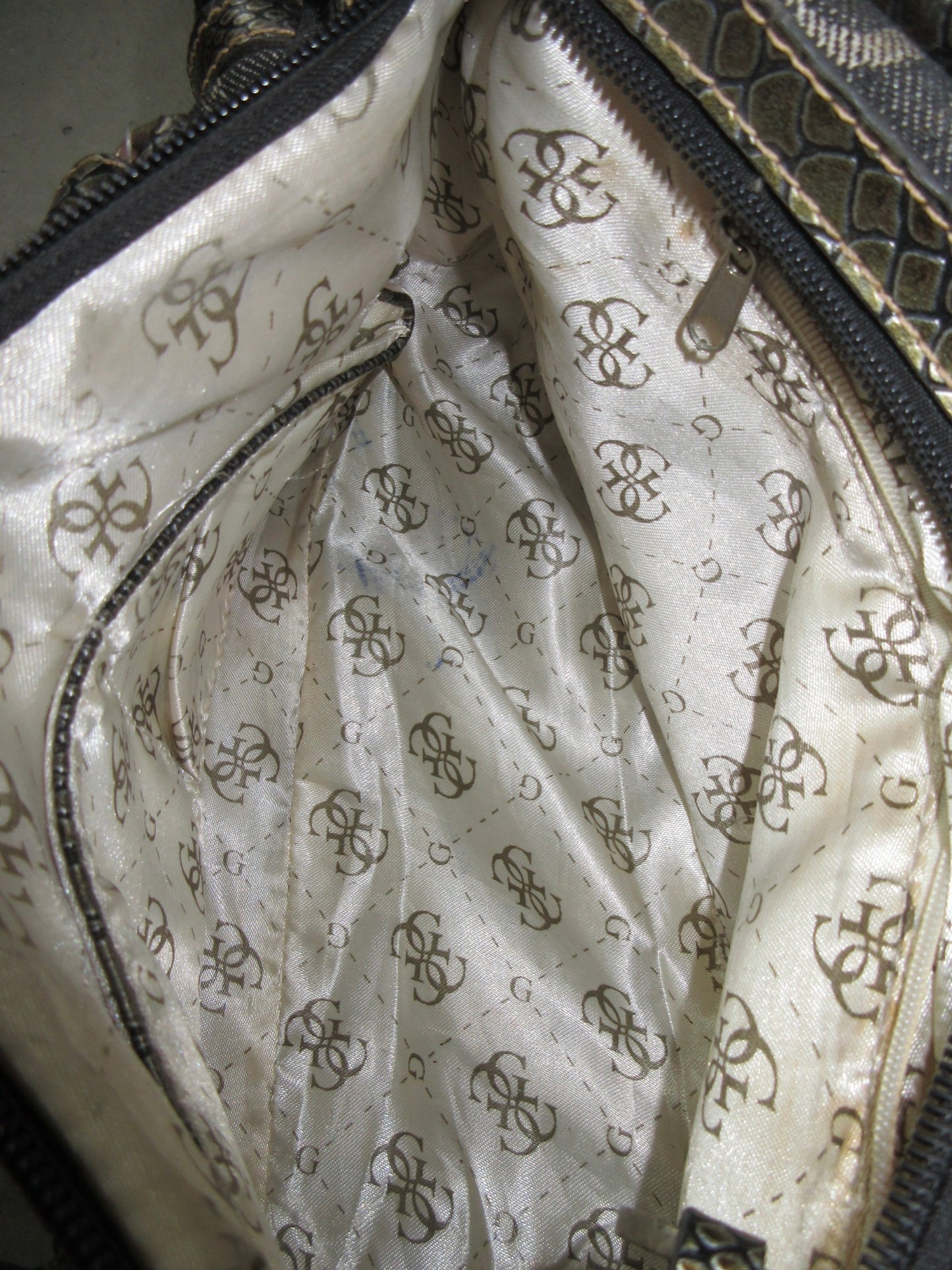 Guess Vintage Design Bag