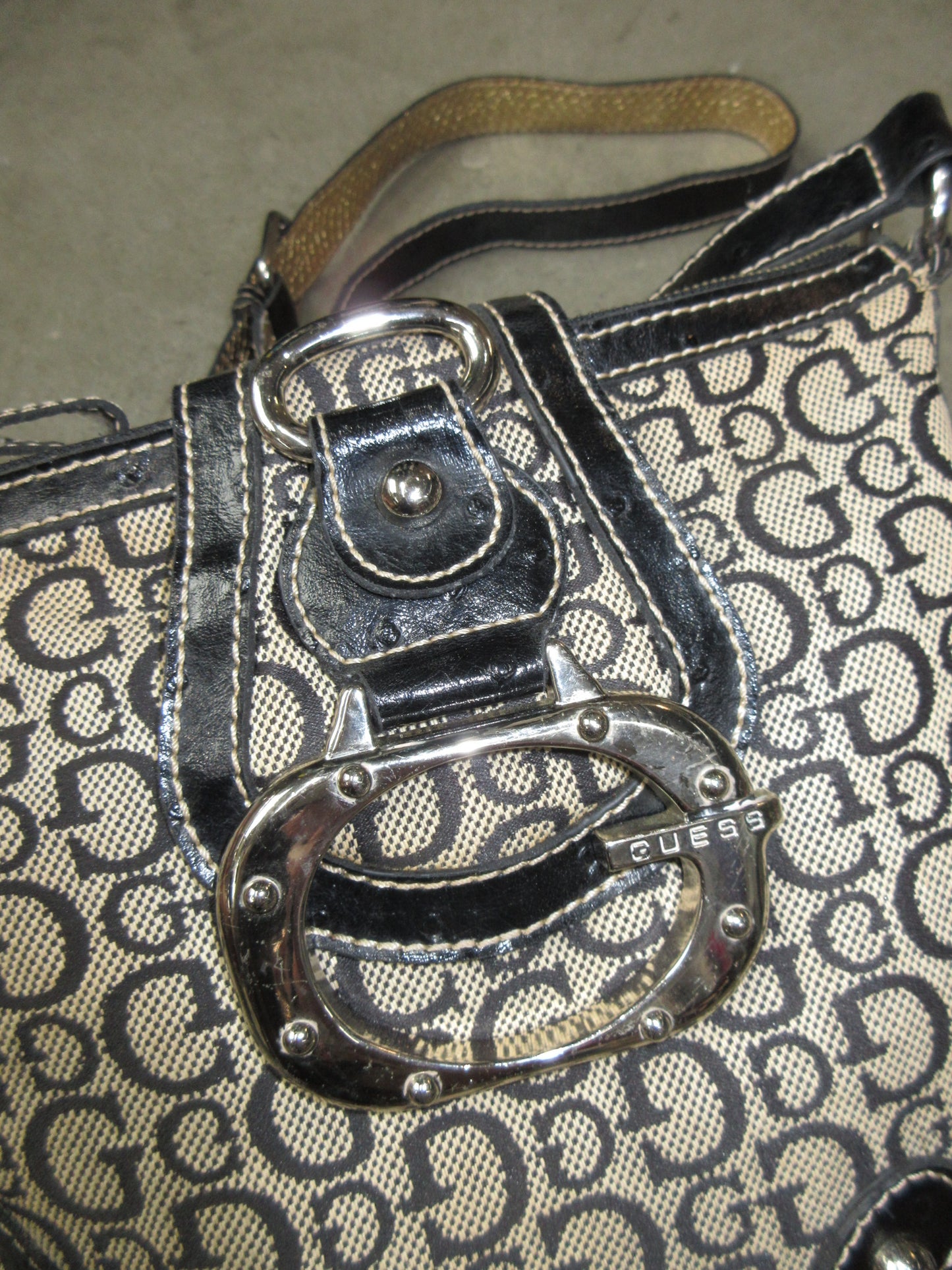 Guess Vintage Design Bag