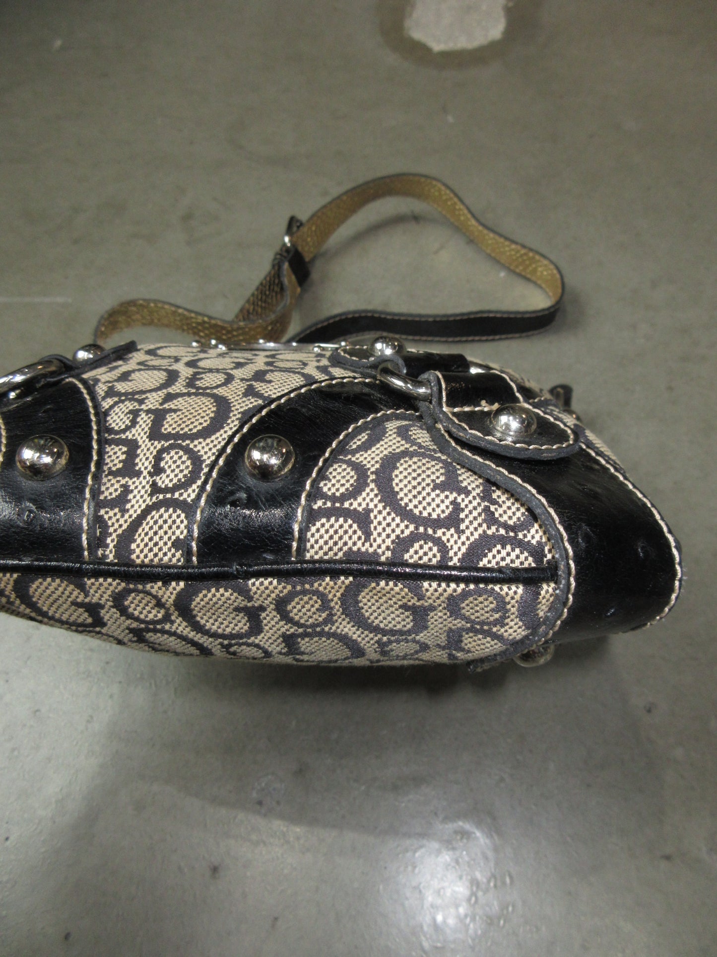 Guess Vintage Design Bag