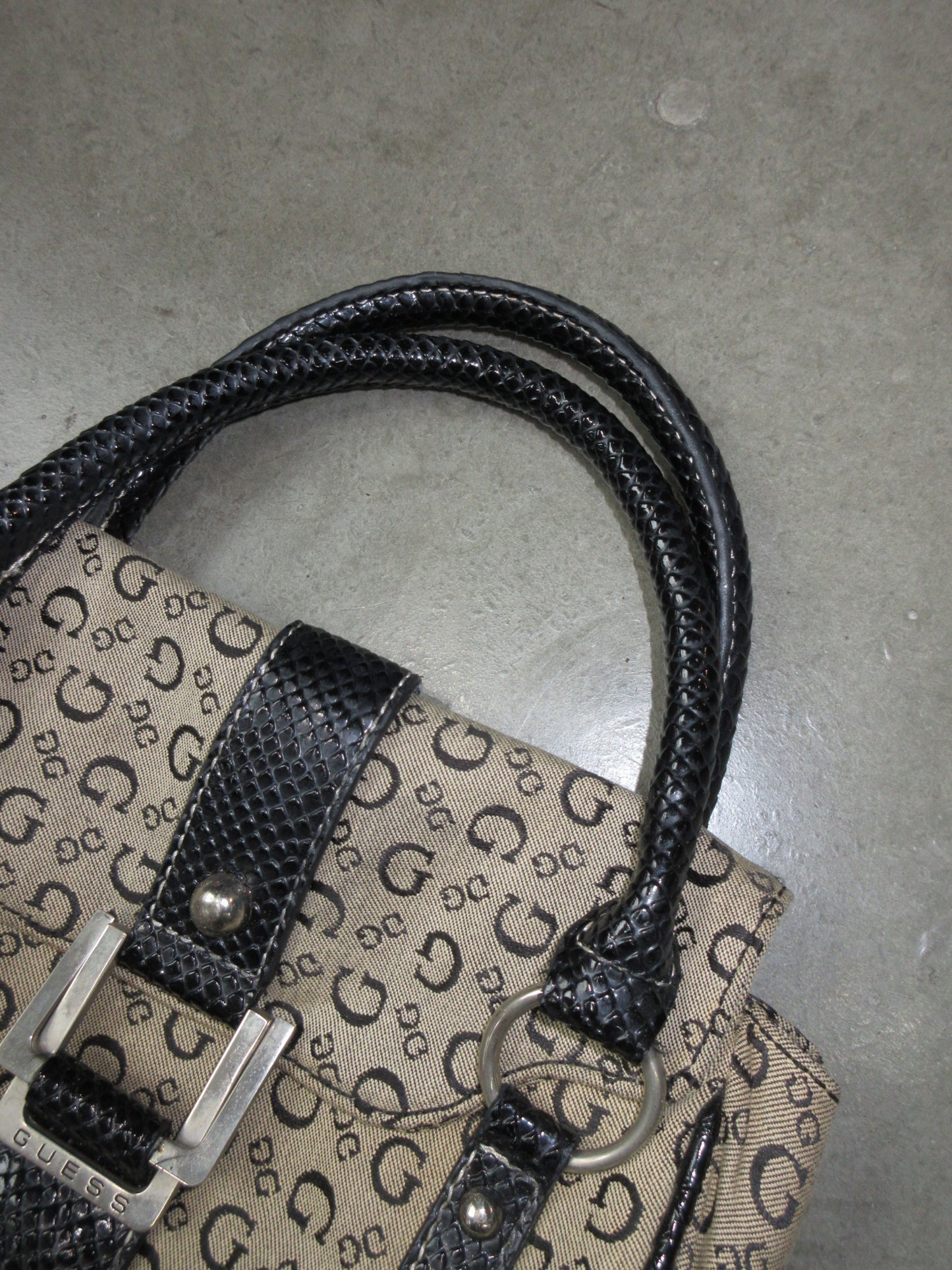 Guess Vintage Design Bag