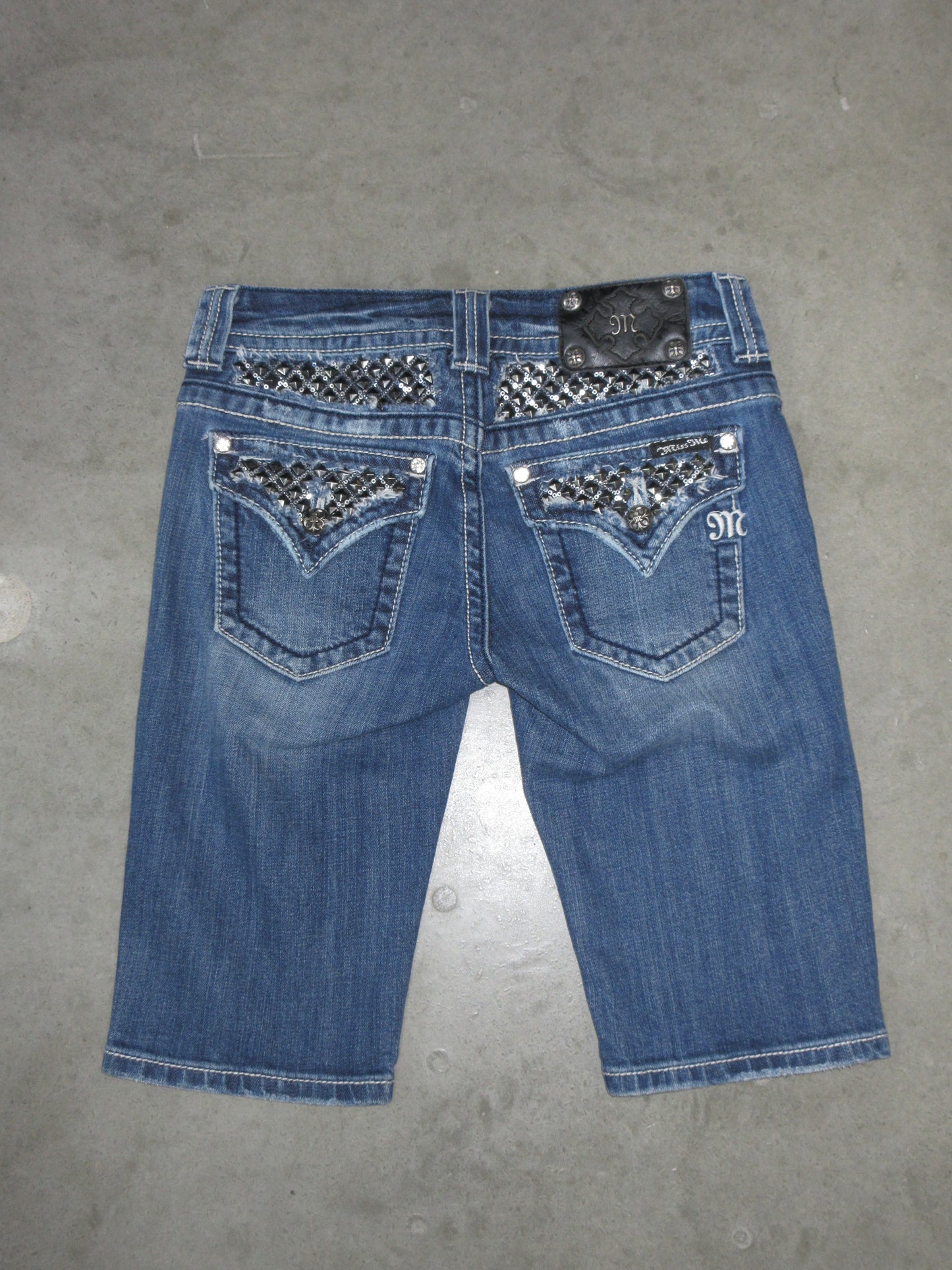 MissMe Vintage Design Capri Pants
