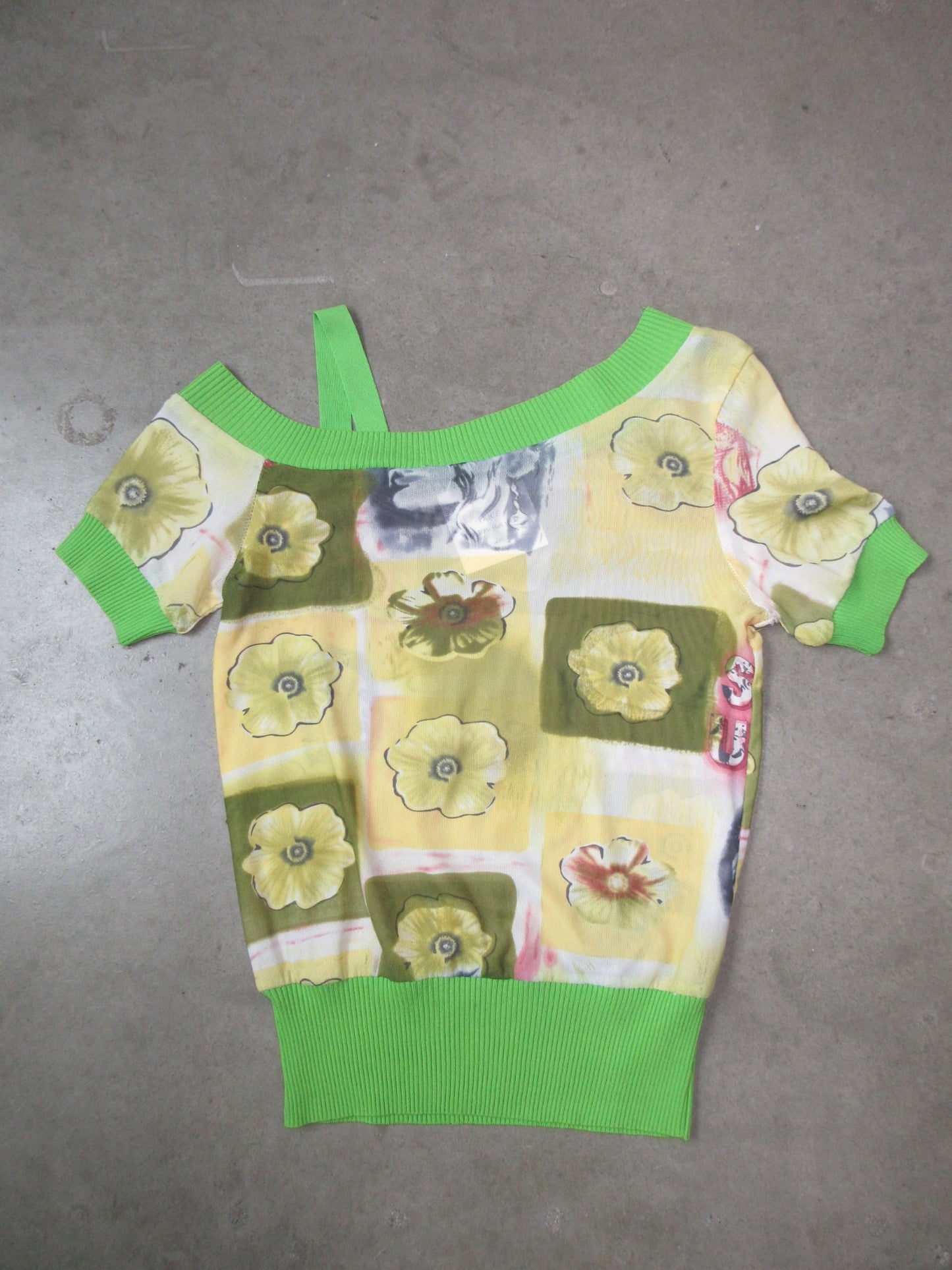 Vintage Design Top