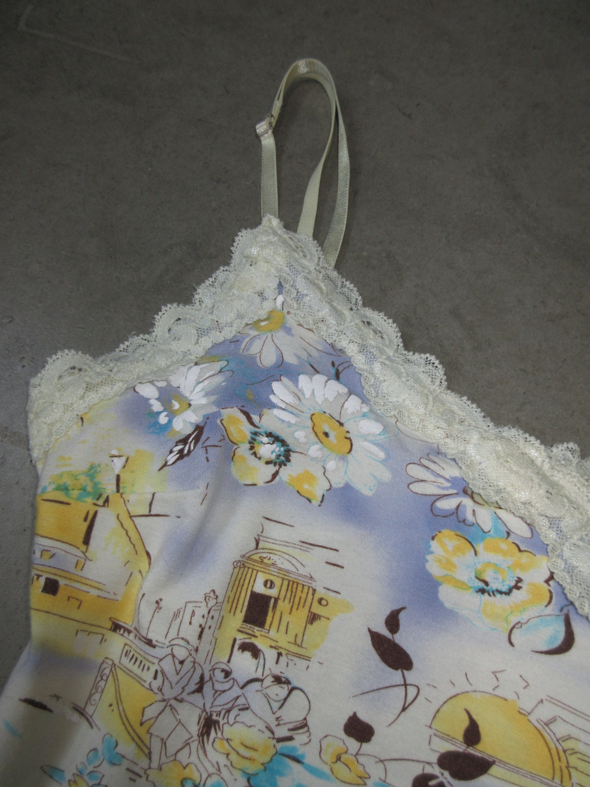 Vintage Design Top