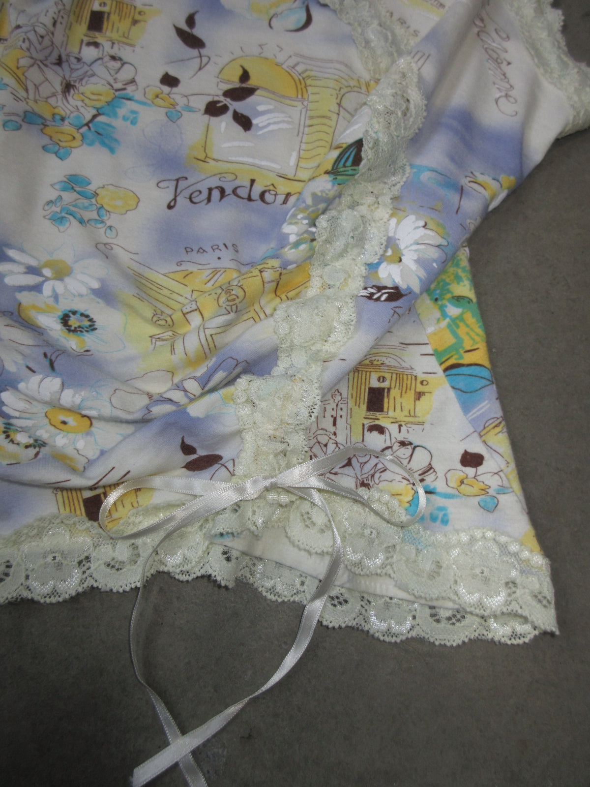 Vintage Design Top