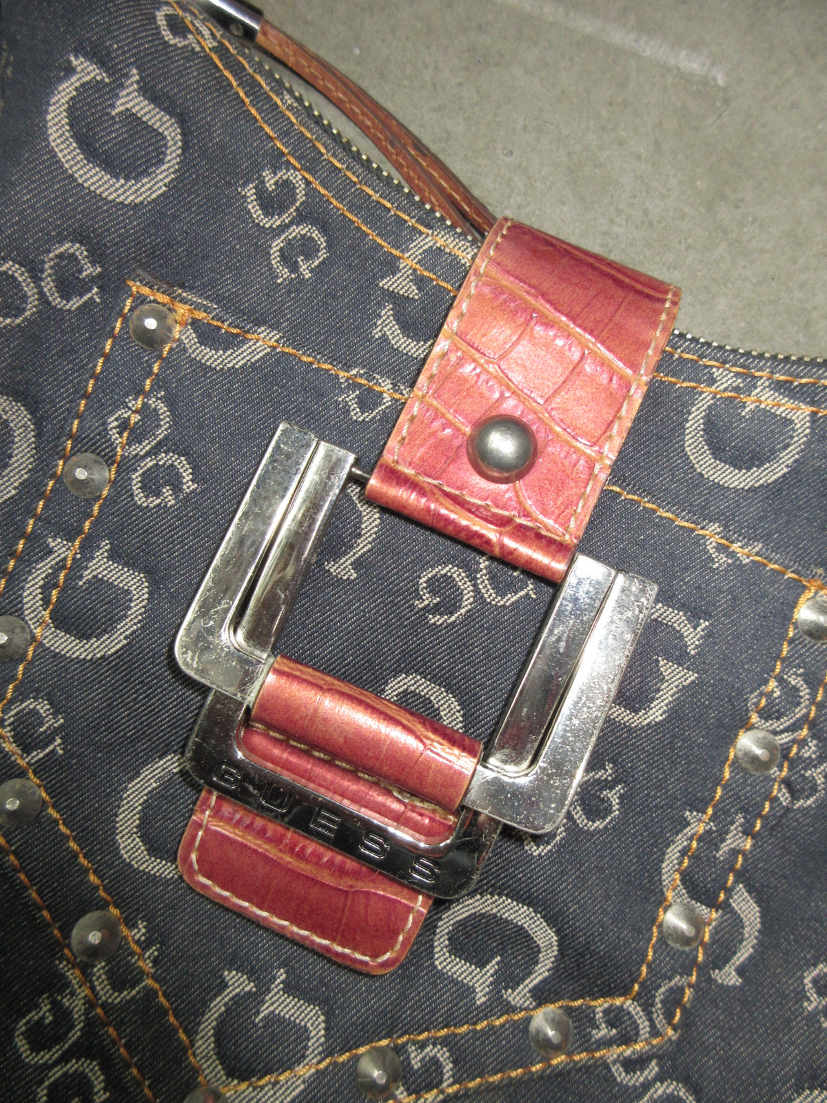 Guess Vintage Design Bag