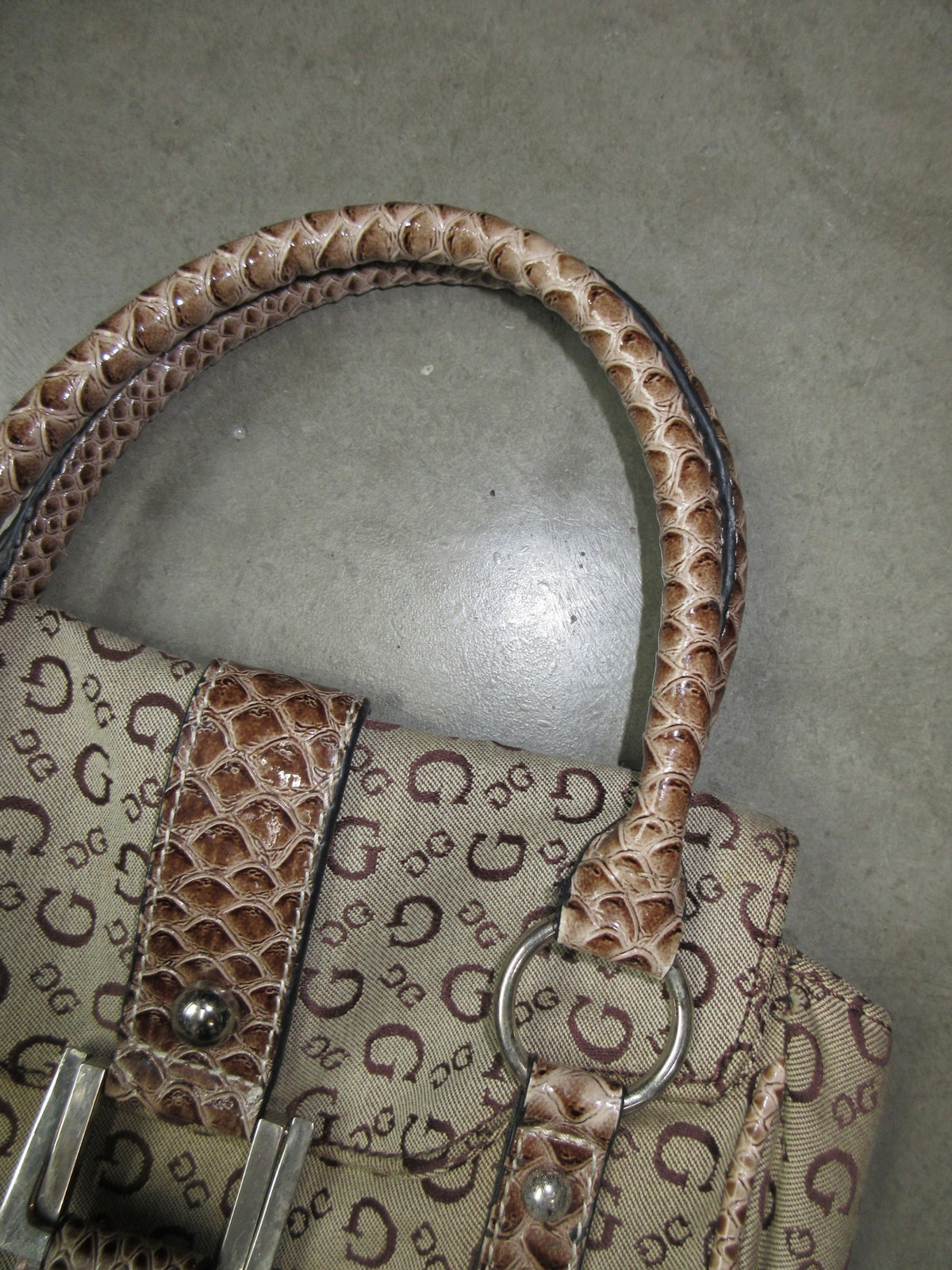 Guess Vintage Design Bag