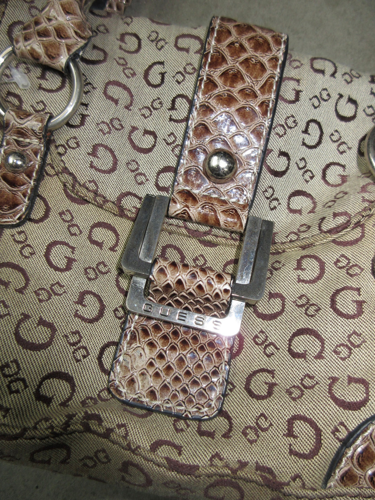 Guess Vintage Design Bag