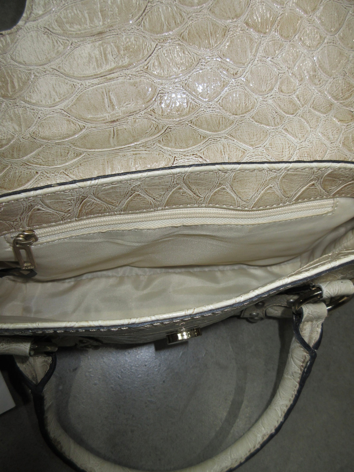 Guess Vintage Design Bag