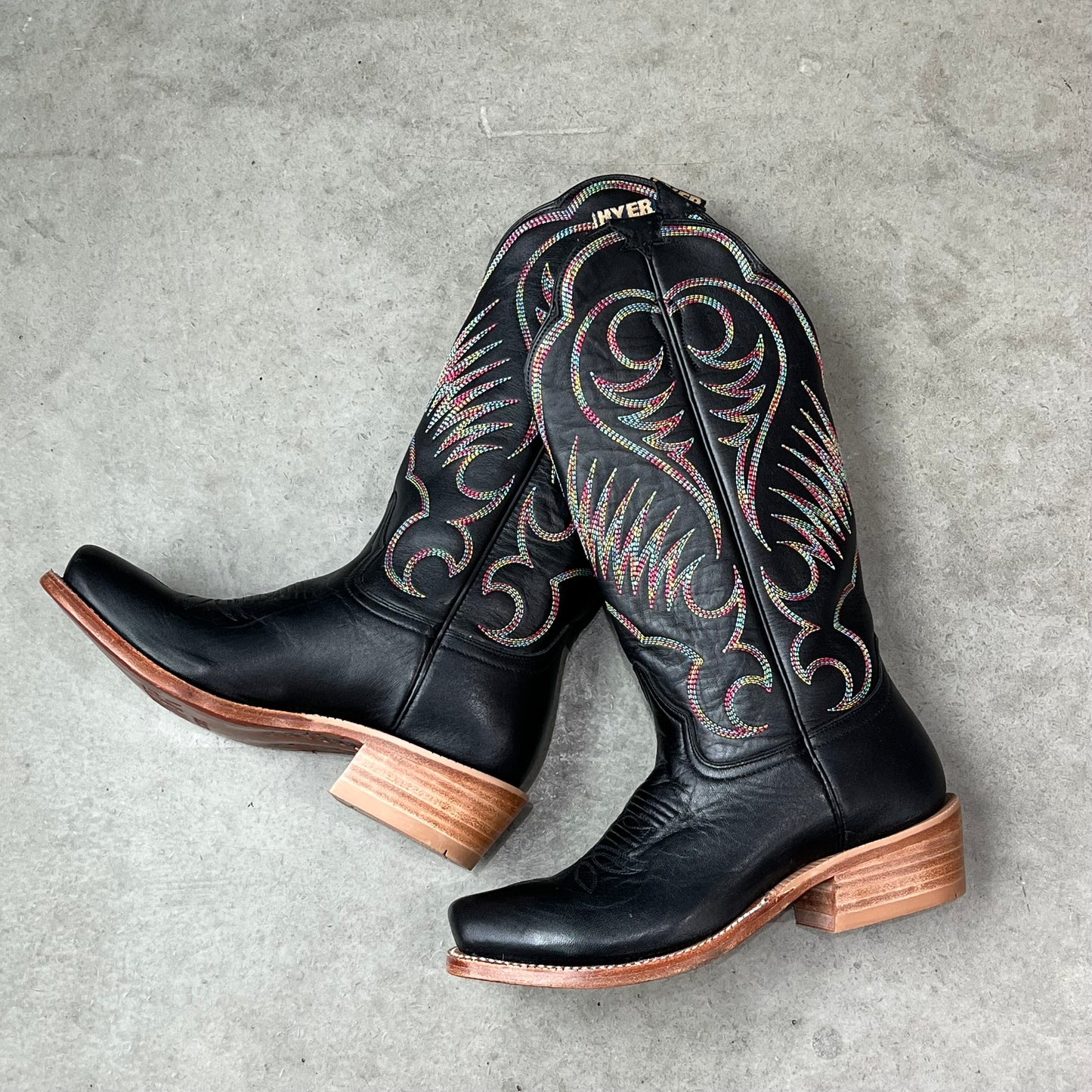 Vintage Design Western Boots