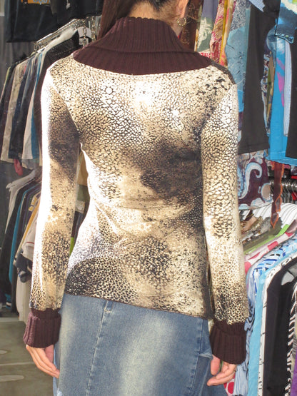 Vintage Design Top