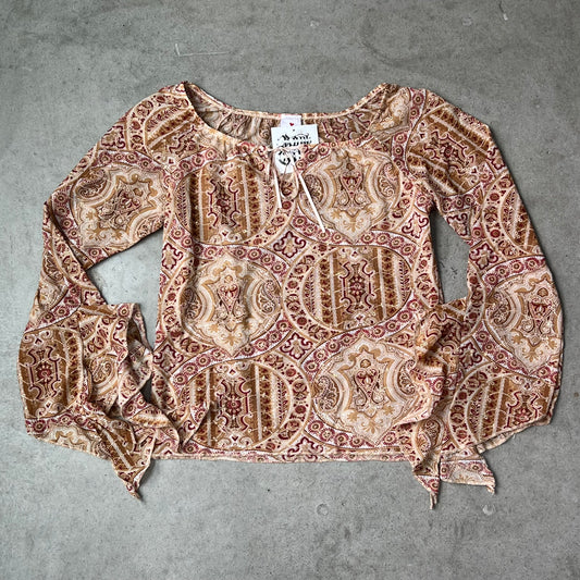 Vintage Design Top