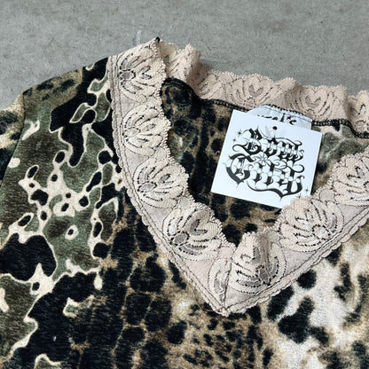 Vintage Design Top