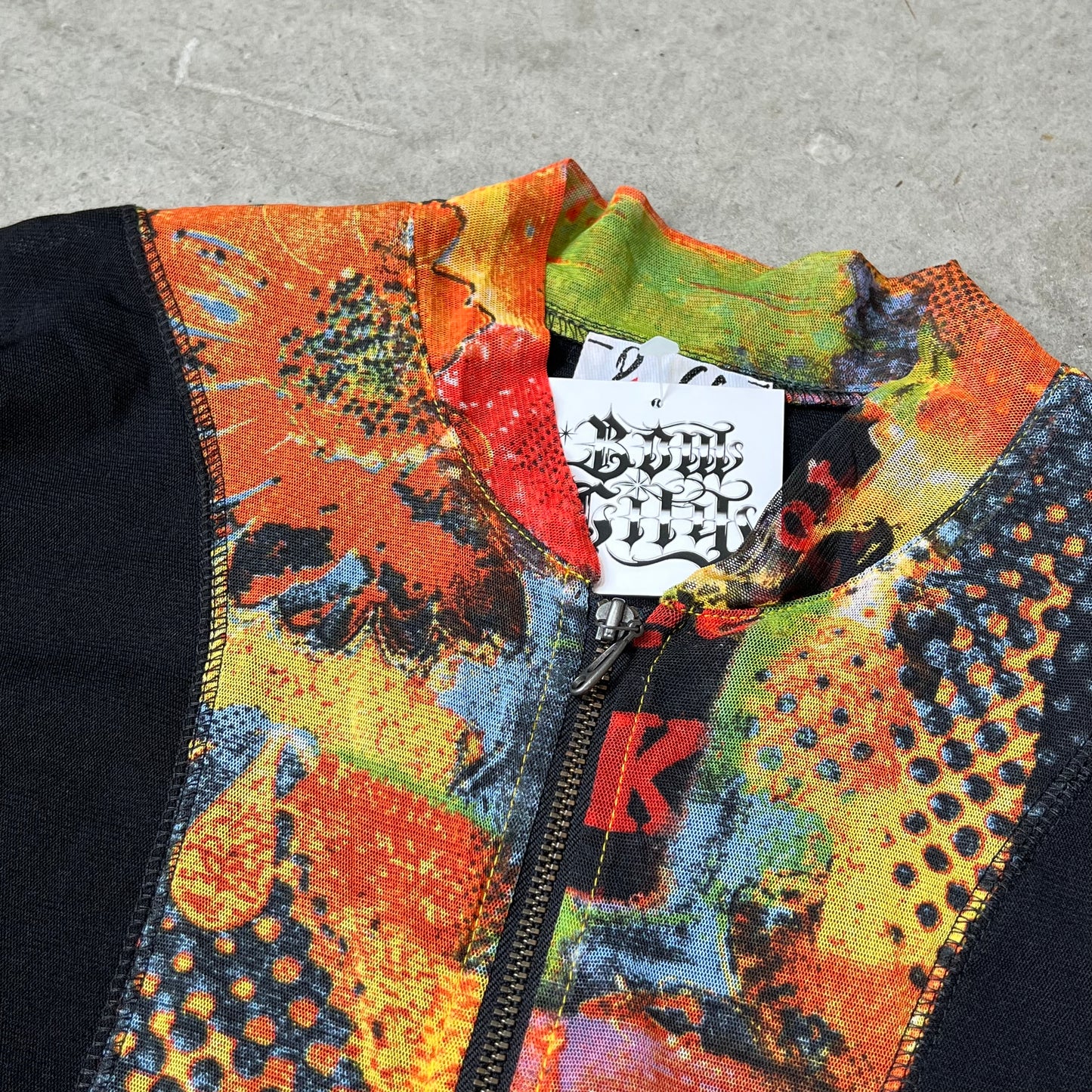 Vintage Design Zip Top