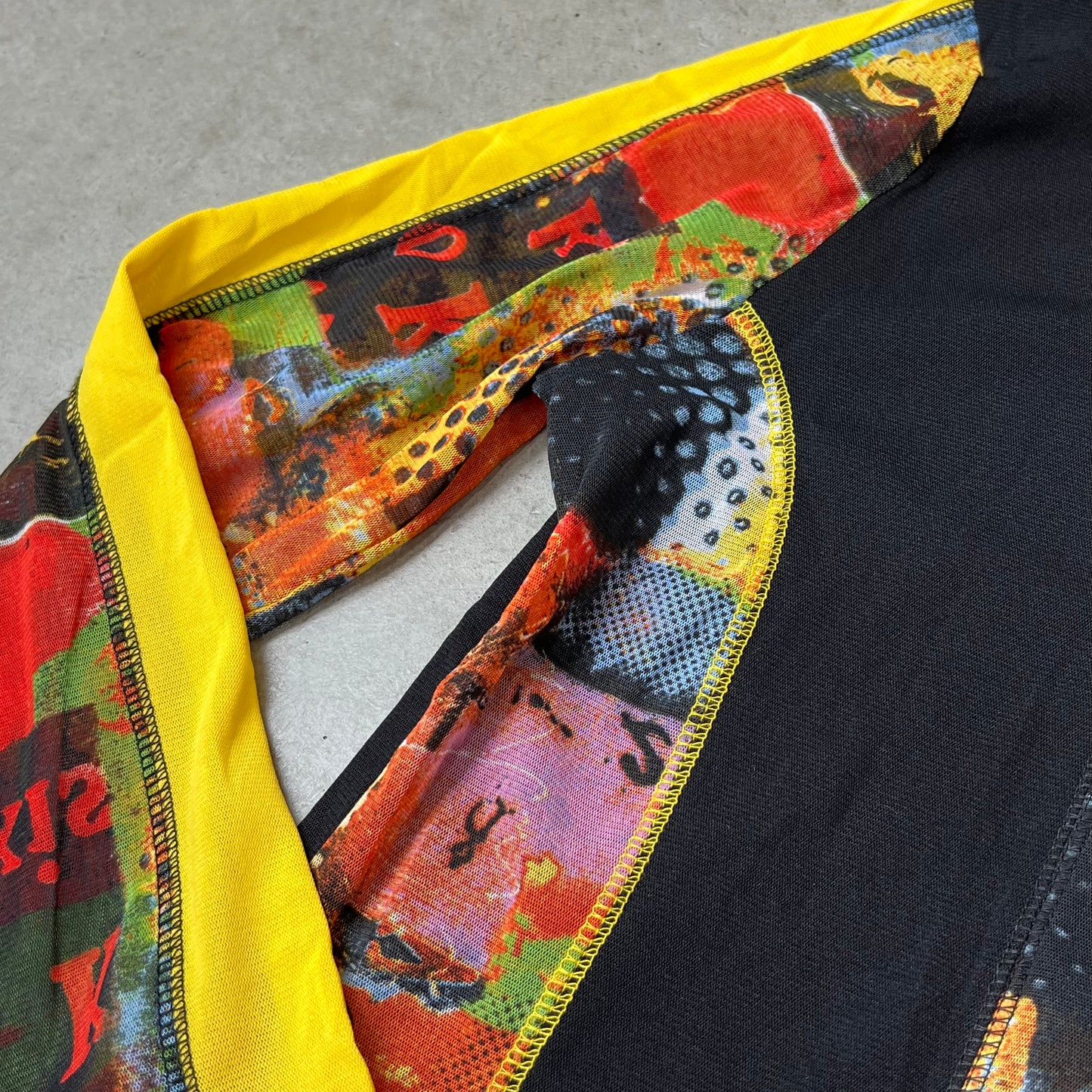 Vintage Design Zip Top