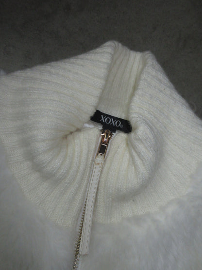 Vintage Design Zip Top