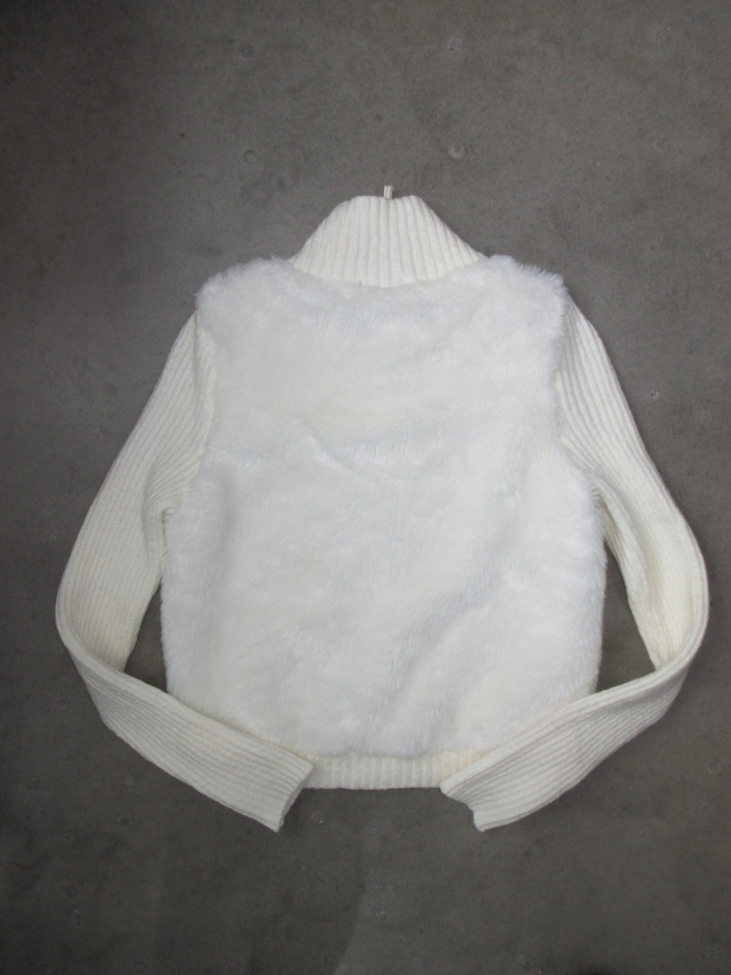 Vintage Design Zip Top