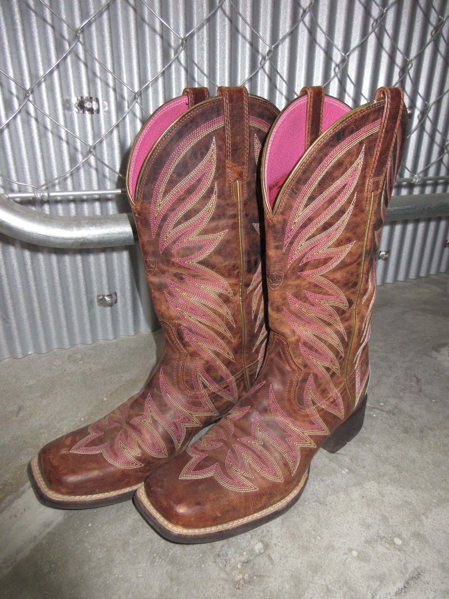 Vintage Design Western Boots