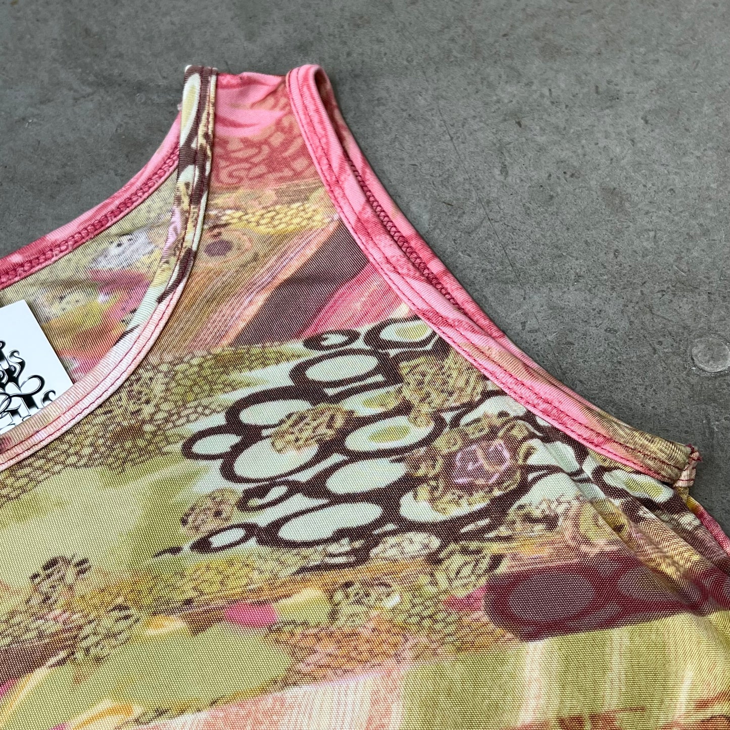 Vintage Design Top
