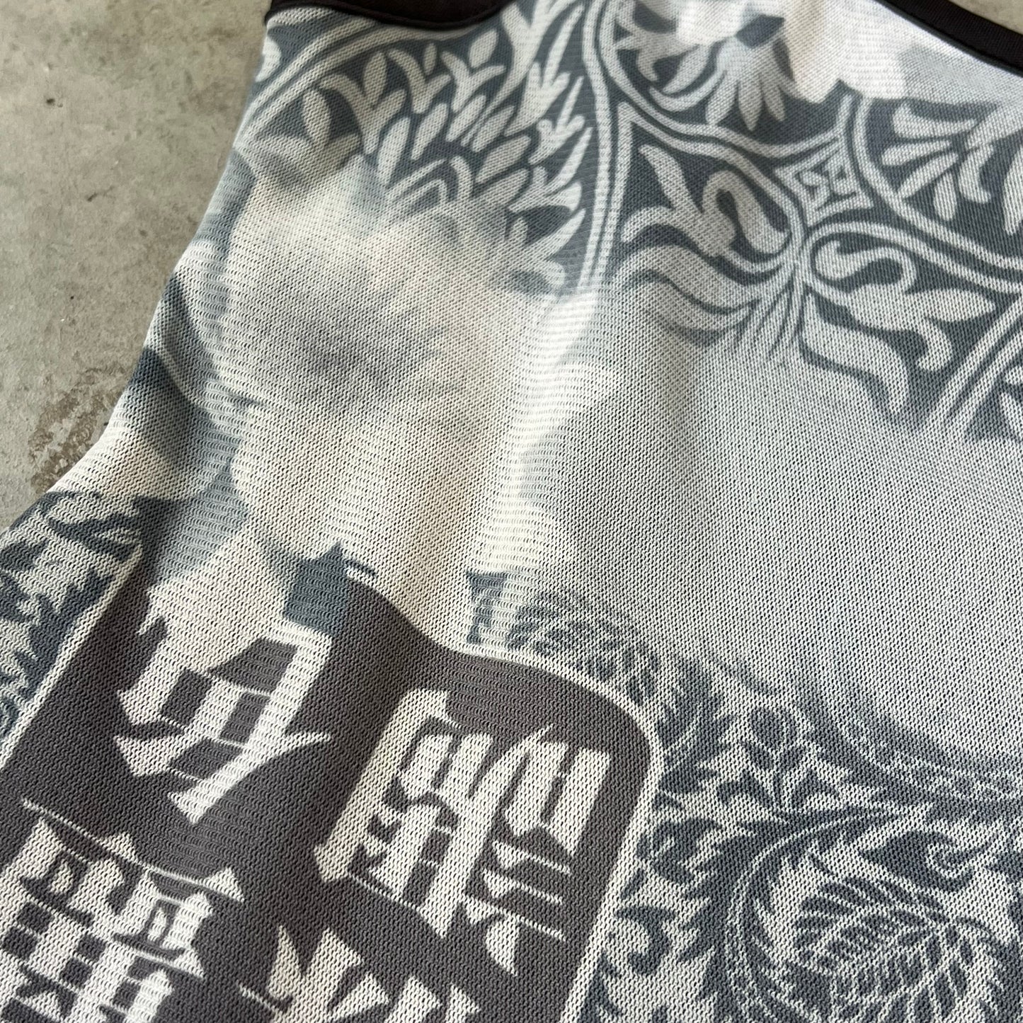 Vintage Design Top