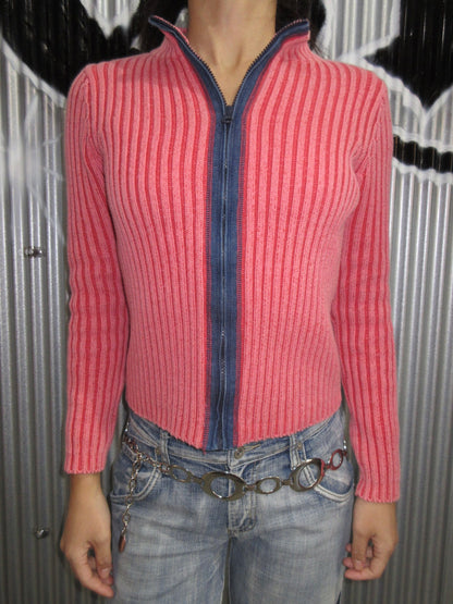 Vintage Design Zip Top