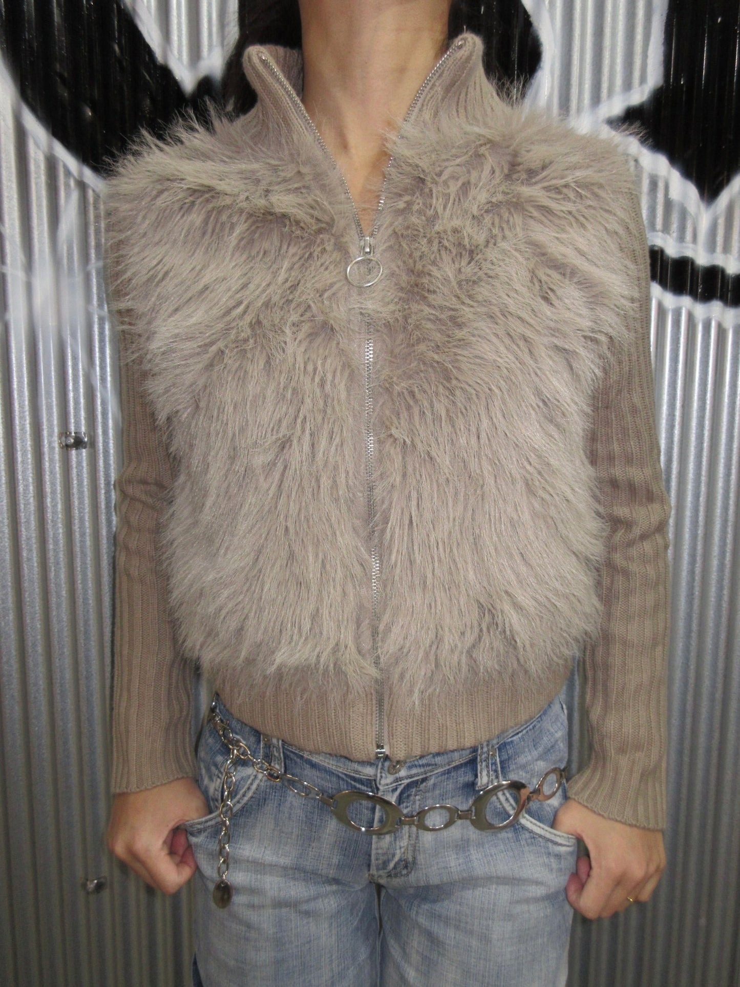 Vintage Design Zip Top