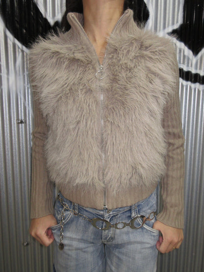 Vintage Design Zip Top