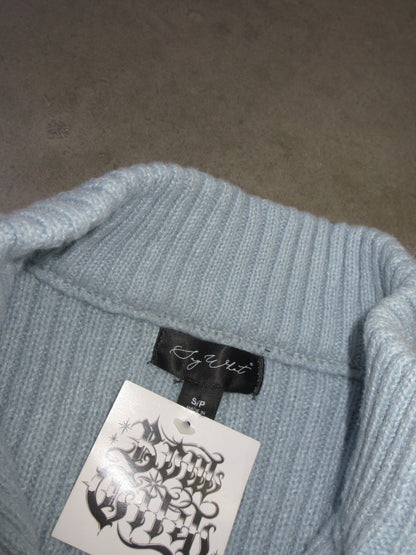 Vintage Design Zip Top