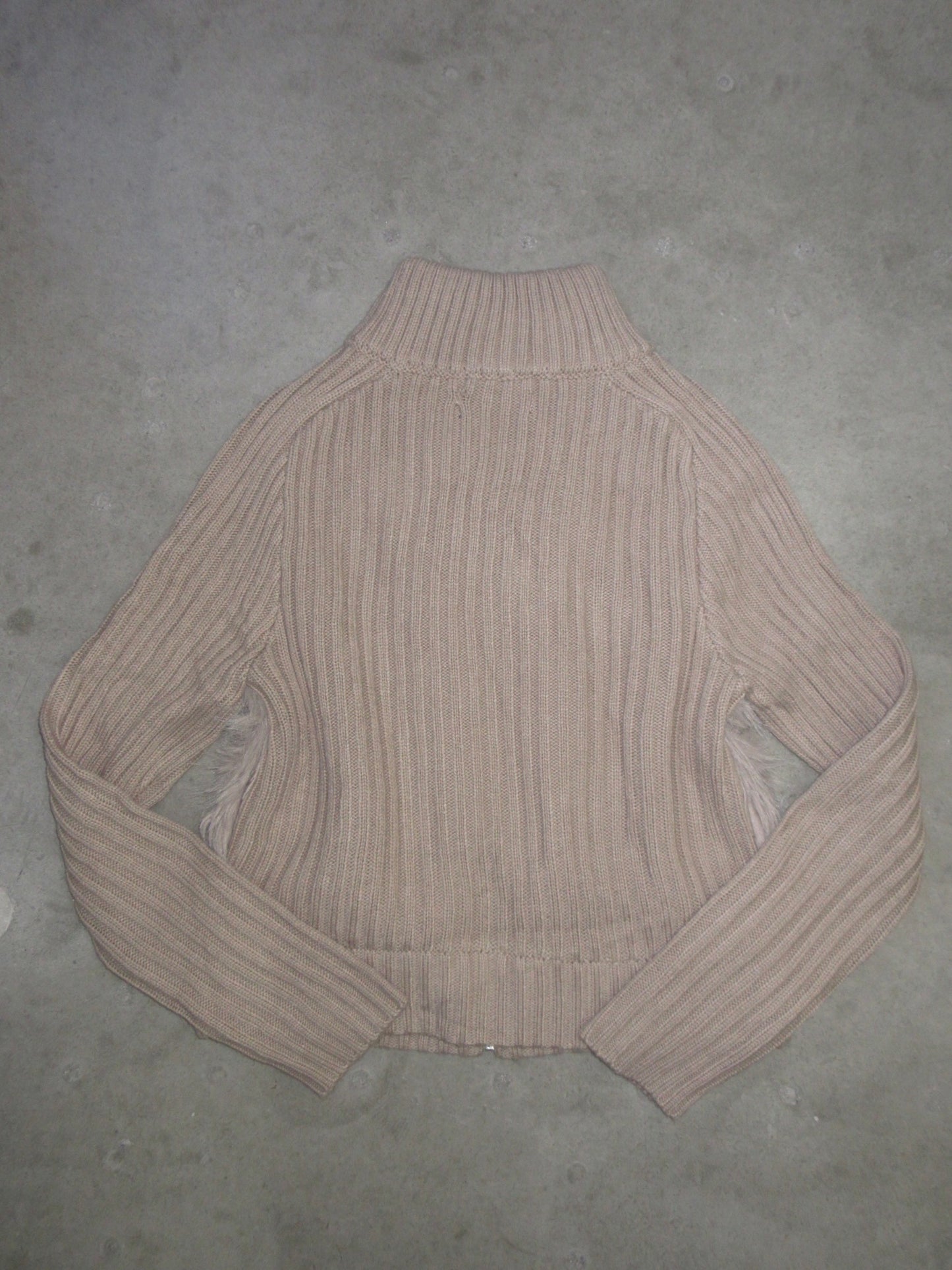 Vintage Design Zip Top