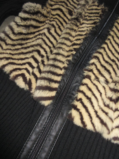 Vintage Design Zip Top