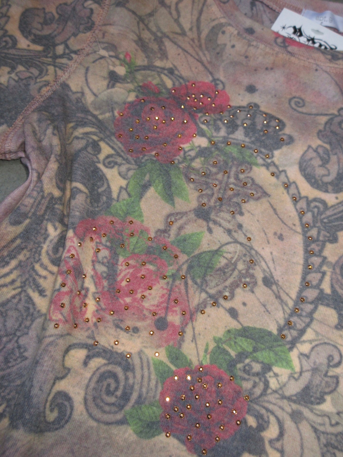 Vintage Design Top