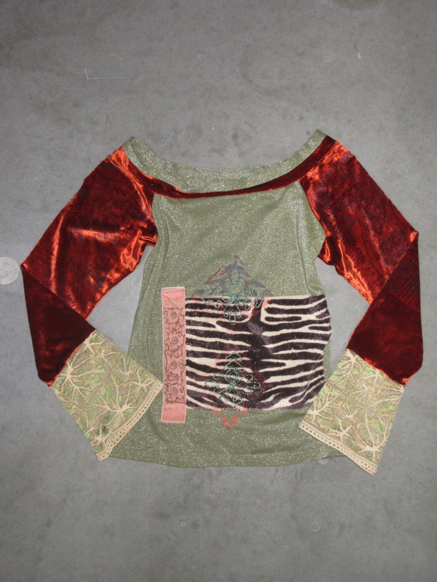 Vintage Design Top