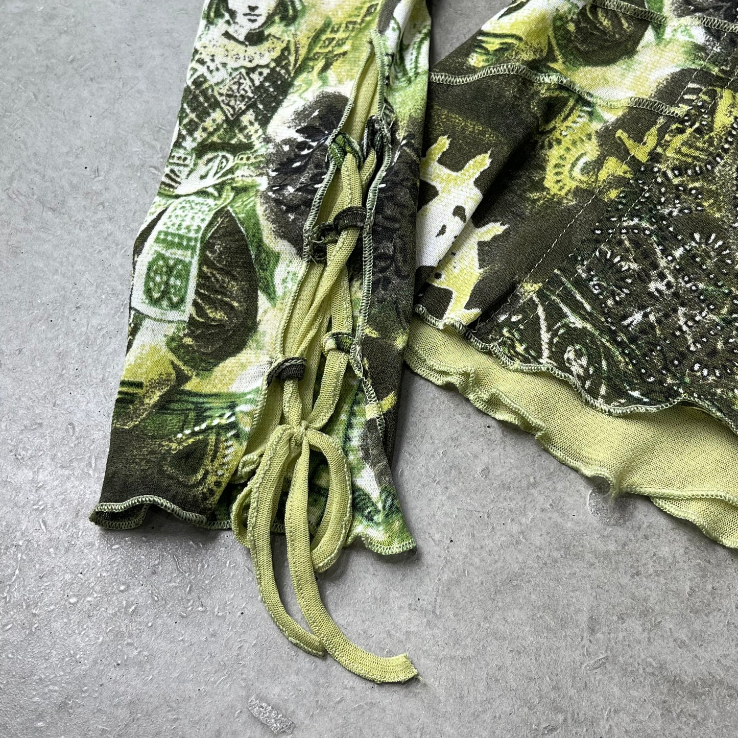 Vintage Design Top