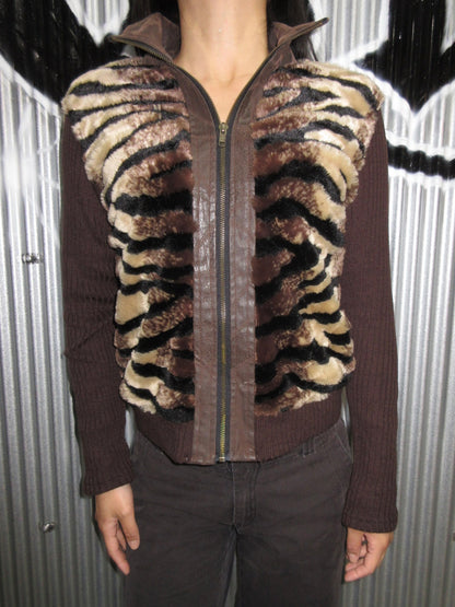 Vintage Design Top